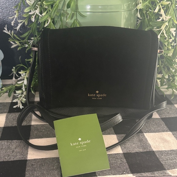 kate spade Handbags - Kate Spade New York suede-trimmed leather crossbody